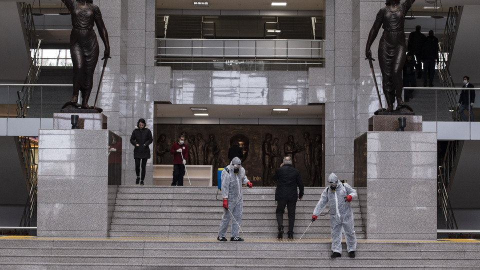 İstanbul Adliyesi'nde koronavirüs kararı!