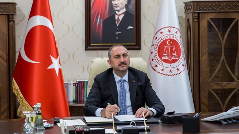 Bakan Gül: 12 hakim-savcı ve 55 personel pozitif çıktı