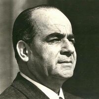 Türk önde, Türk ileri!