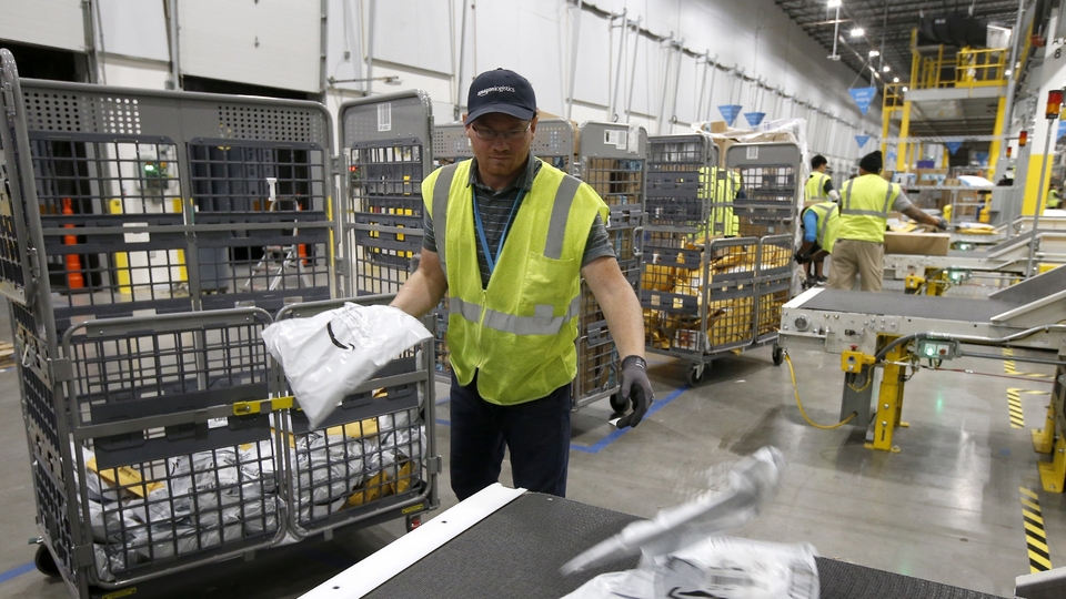 Şirkette mesafeyi korumayan kovulacak