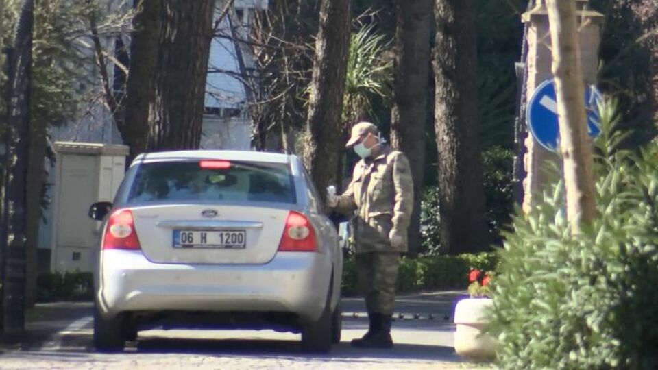 Akar talimat verdi! Sağlık çalışanlarına yeni imkan!