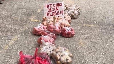 Konya'da pazarcılardan anlamlı destek!