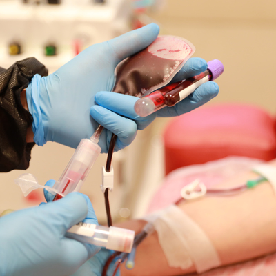 Kurtarıcı yine bir doktor!