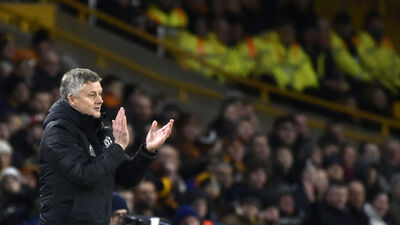 Maaş indirimi çağrılarını adil bulmuyor