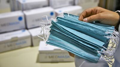 AK Parti'den belediyelere maske talimatı