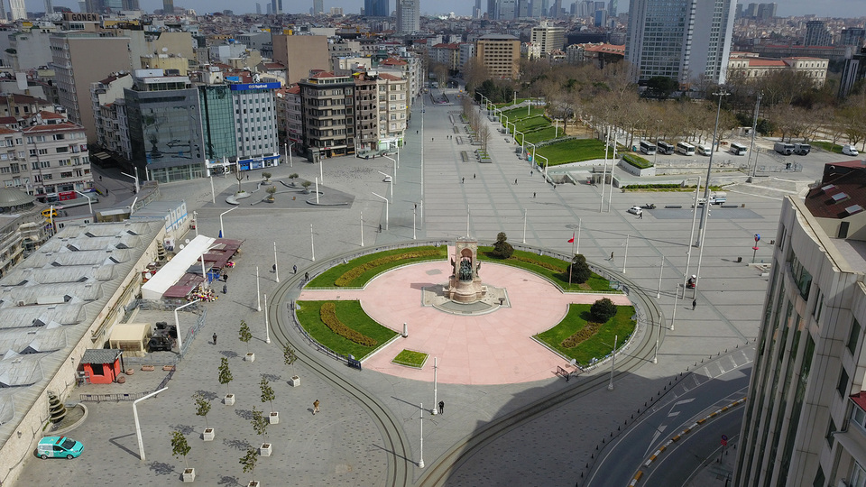 Taksim'den yeni görüntü! Meydan onlara kaldı!