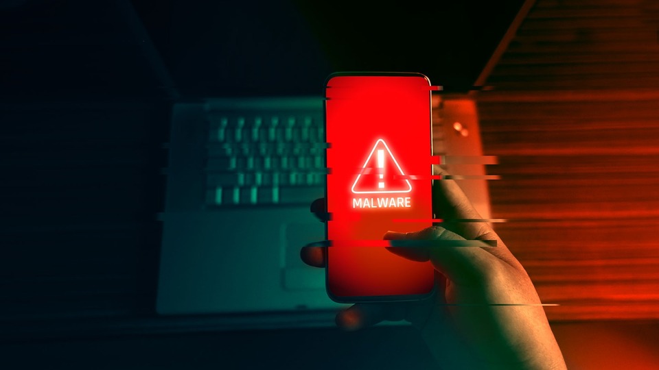 Dikkat! Telefondan silinmesi neredeyse imkansız