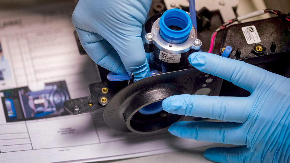 Trump istedi GM üretime başladı