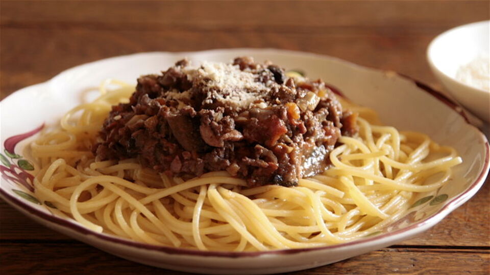 En pratik Bolonez Sos tarifi