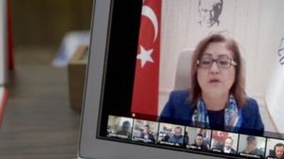 Kadın belediye başkanlarından korona toplantısı