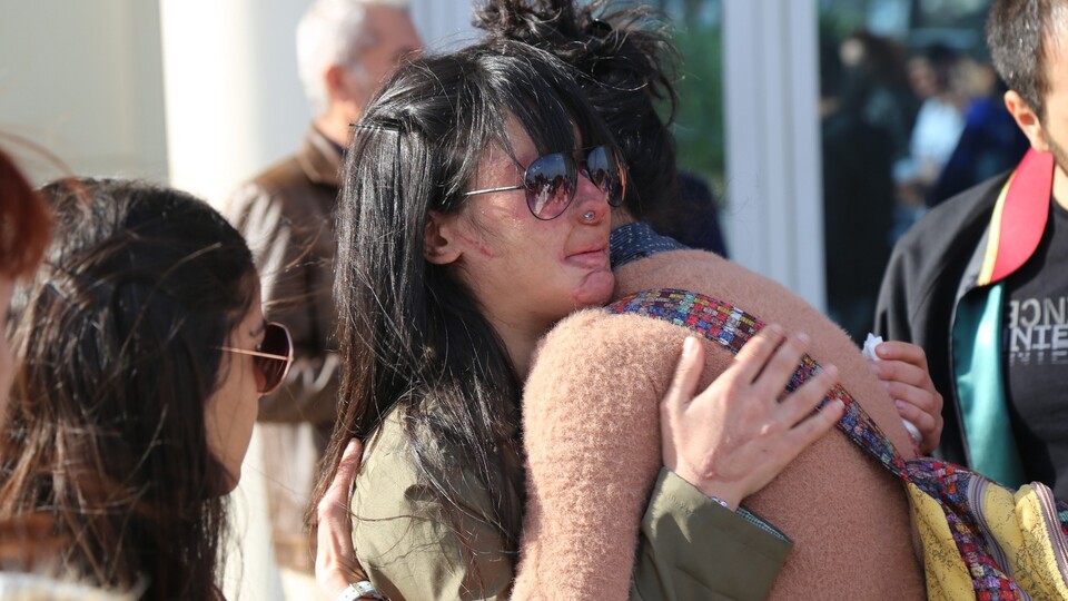 Yüzüne kezzap atılan Berfin şikayetinden vazgeçti!