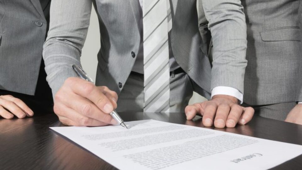 Vakıflara genel kurul yasağı