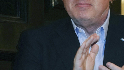 Boris Johnson yoğun bakımdan çıktı!