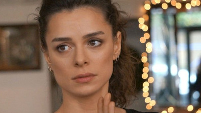 Telefonunu çöpe attı