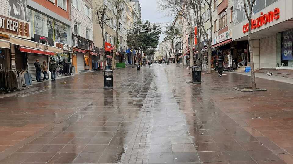 Açık kafede toplanan gruba 19 bin TL ceza!