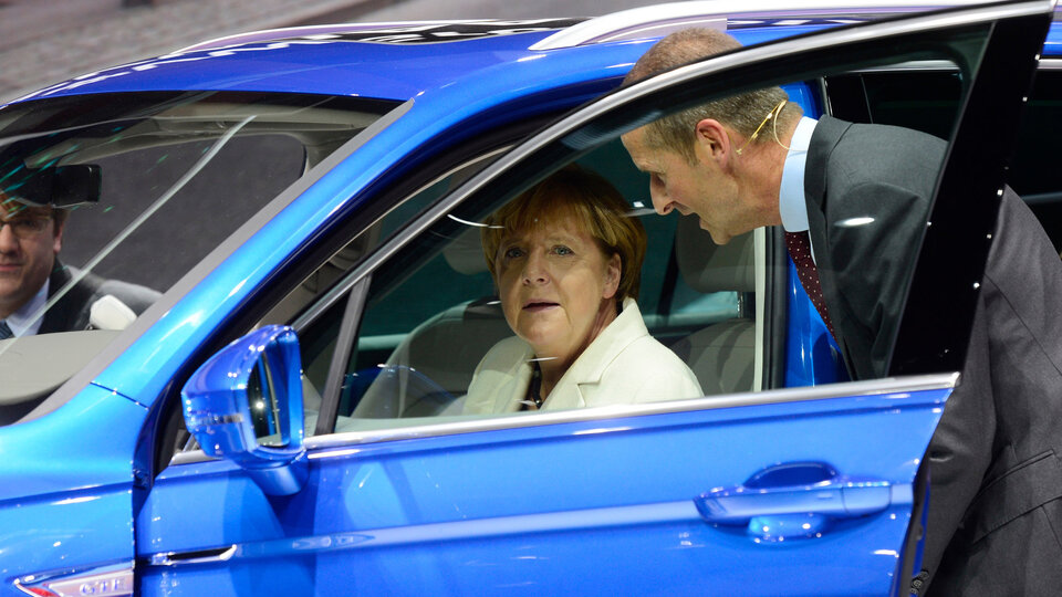 Otomotivciler Merkel'den yardım istediler