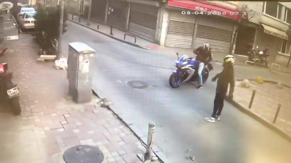 'Evde kal'ı fırsat bilip kâbus oldular!