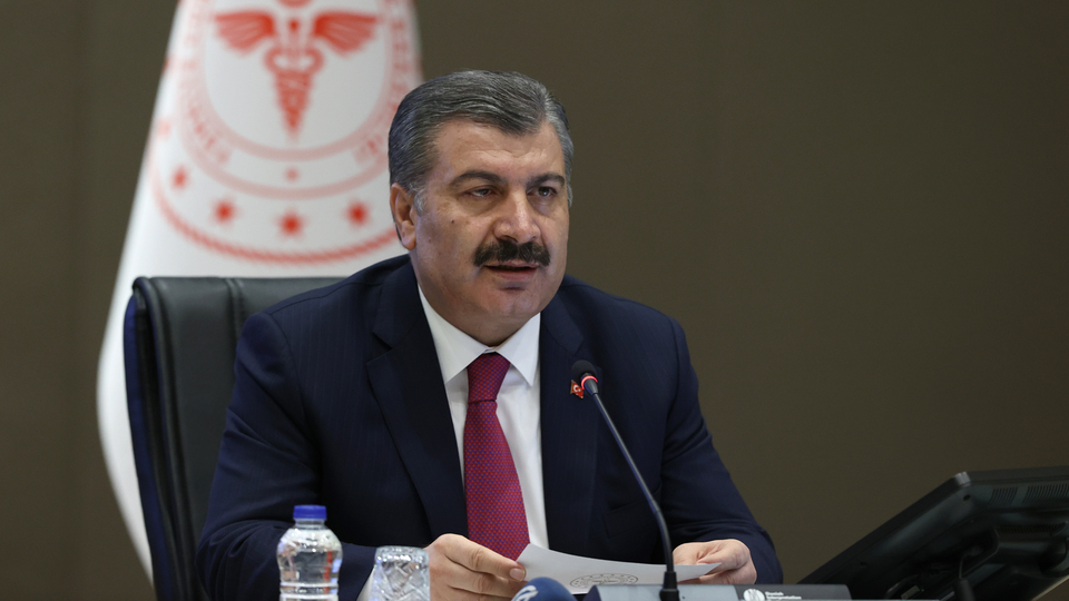 Türkiye'de can kaybı 1006'ya yükseldi