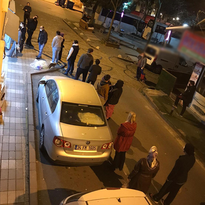 Yasağı duyan bakkala koştu!