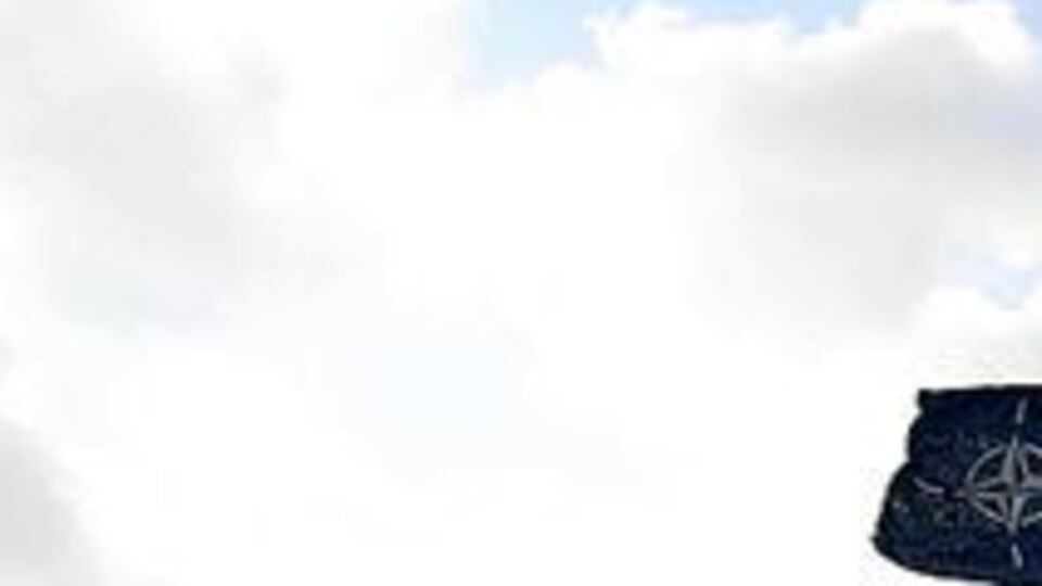 NATO'nun hava intikali girişimi "müttefiklerin yardım göndermesini kolaylaştırdı"