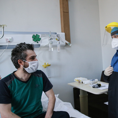 İşte zafer anları! İlk kez odalarında görüntülendiler!