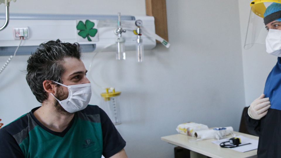 İşte zafer anları! İlk kez odalarında görüntülendiler!