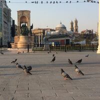 Yollar boş kaldı! Sessiz İstanbul!