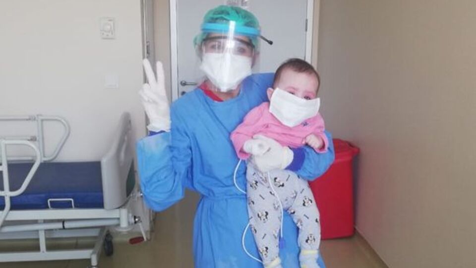 Anne babalar dikkat! 4 aylık Asya'nın zaferi!