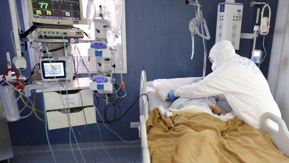 Enfekte sayısı 1.7 milyona ulaştı! ABD, İtalya'yı yakaladı!