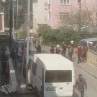 Yasağa uymadılar! Polise saldırdılar!