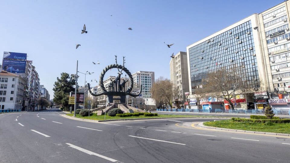 Başkent Ankara, sokağa çıkma yasağını nasıl geçiriyor?
