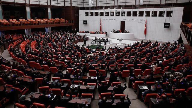 İnfaz düzenlemesinde 25 madde daha kabul edildi