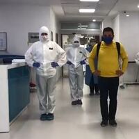 Çok konuşuldular! 'Penguen'li uğurlama!