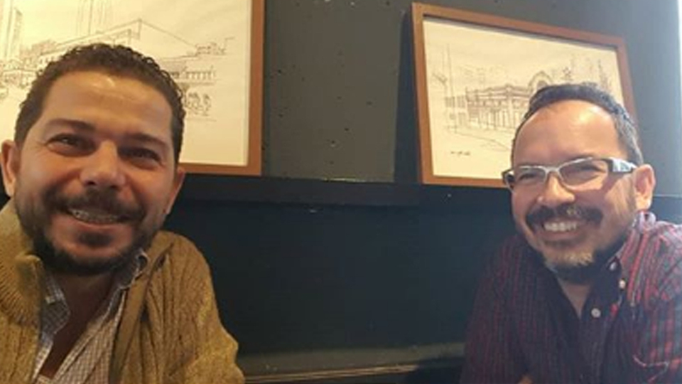 "Aradaki 25 yıl farkı bulun"