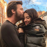 Kıvanç'tan romantik kutlama