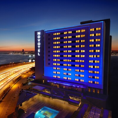 Novotel'de doktorlara ayıp