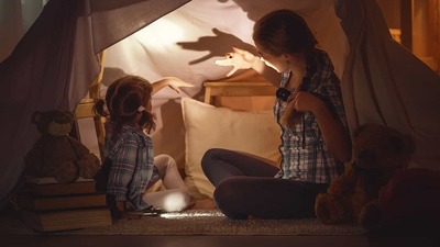 Evde çocuklarla vakit geçirmek için 15 parlak fikir