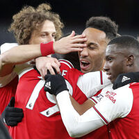 Arsenal'de maaş krizi