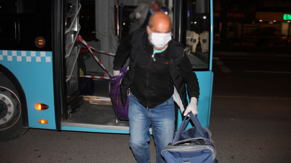 Cezaevlerinden tahliyeler başladı