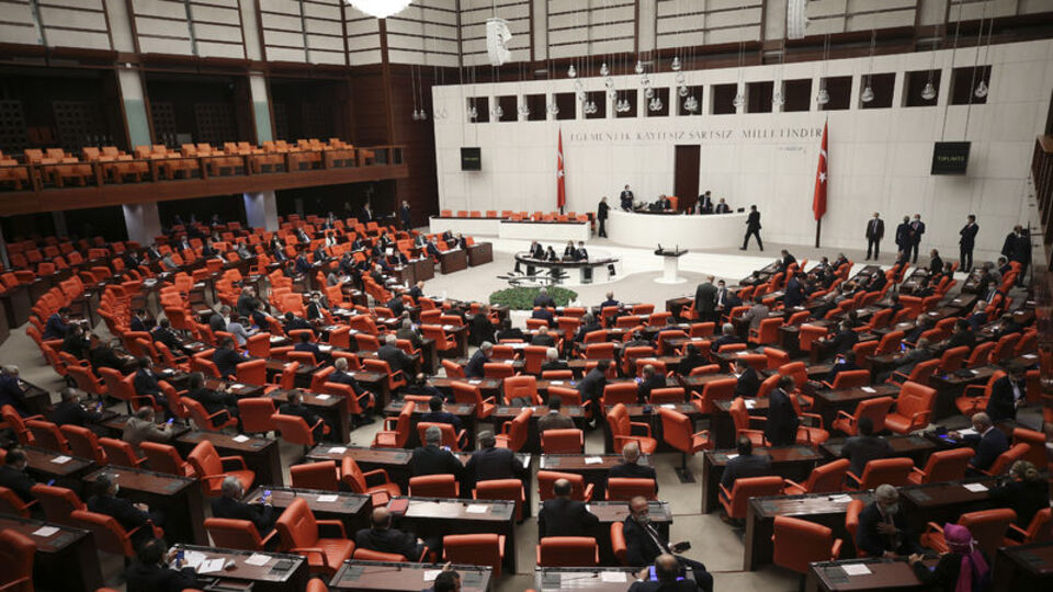 Kovid-19'a karşı ekonomik önlemler TBMM'de kabul edildi