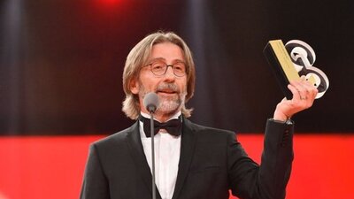 Prof. Dr. Ercüment Ovalı kimdir?