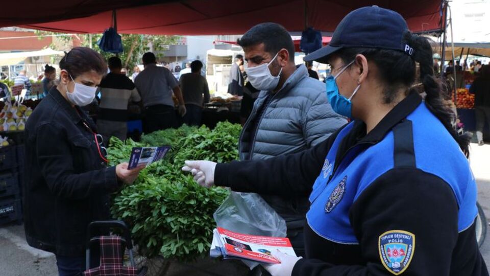 Ceza yağdı! Pazar yerlerine korona denetimi!