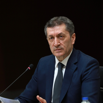 Bakan Selçuk açıkladı! Yazın okullar açık olacak mı?