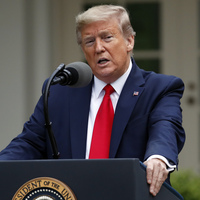 Trump'ın koronavirüse karşı değişen tutumları!
