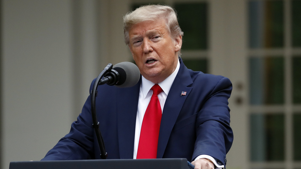 Trump'ın koronavirüse karşı değişen tutumları!