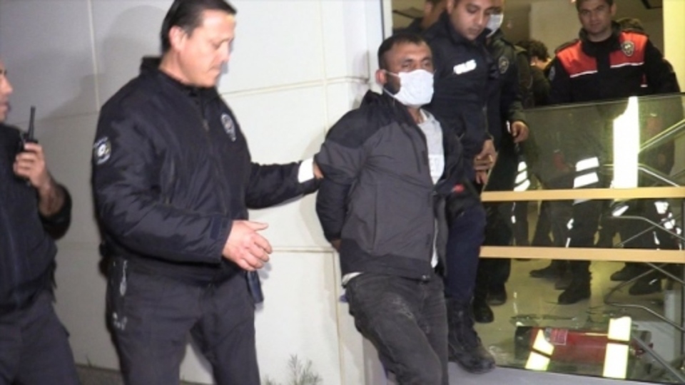 Bankaya girerken yakalandı: "Benim adım felaket"