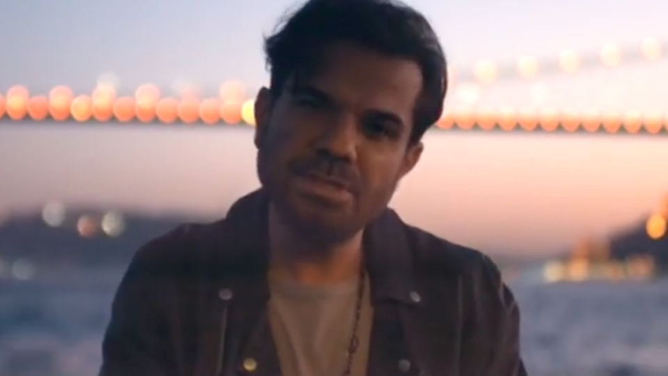 "Zaman birleşme zamanı, haksız mıyım?"