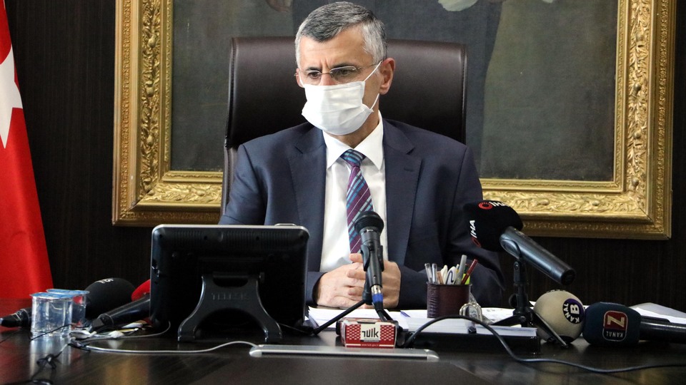 Zonguldak Valisi sağlık çalışanlarından özür diledi