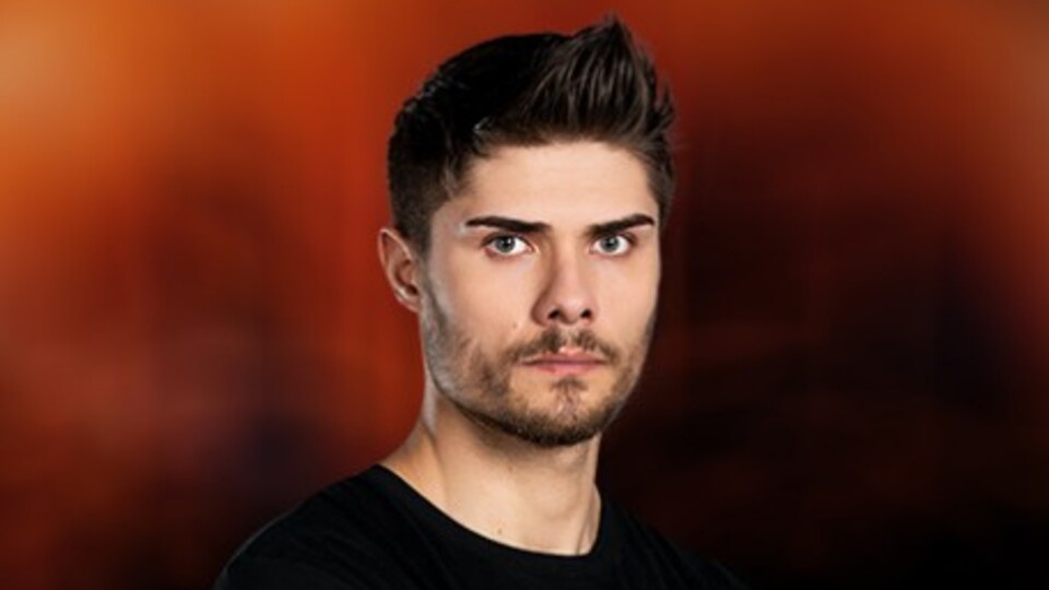 Survivor Barış kimdir?