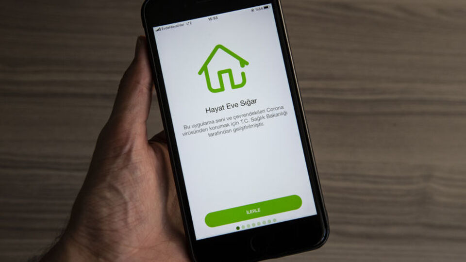 Coronaya karşı mobil uygulama